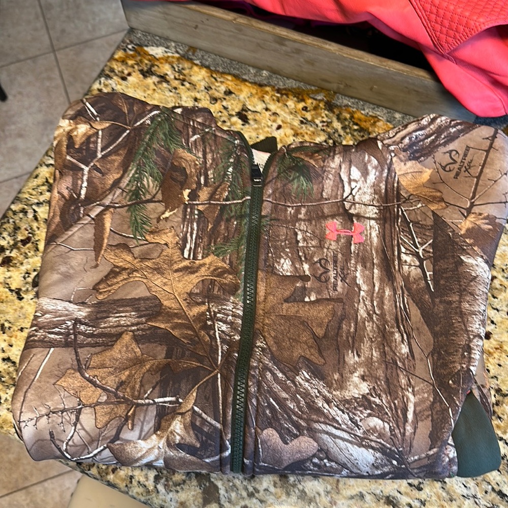 Under Armour Camo Sweatshirt